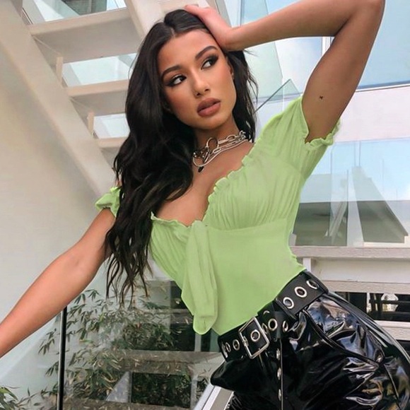 NWT TAYLOR OFF THE SHOULDER BODYSUIT IN GREEN - Picture 5 of 12